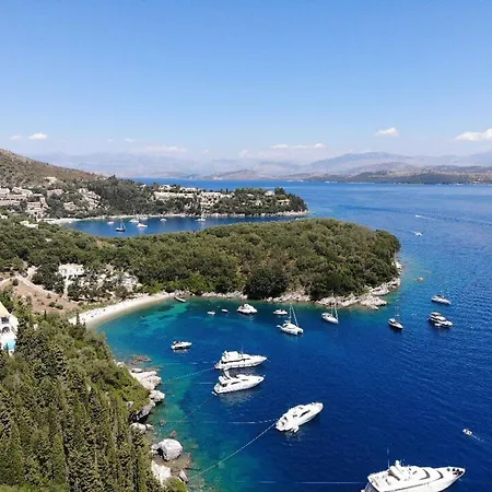 Maria Corfu Loustri Konukevi Gimari